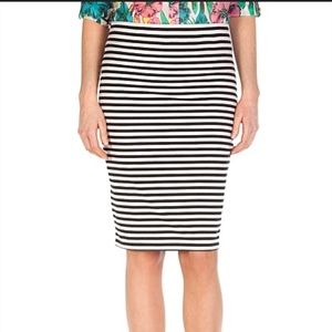 Pencil Skirt b & w stripe